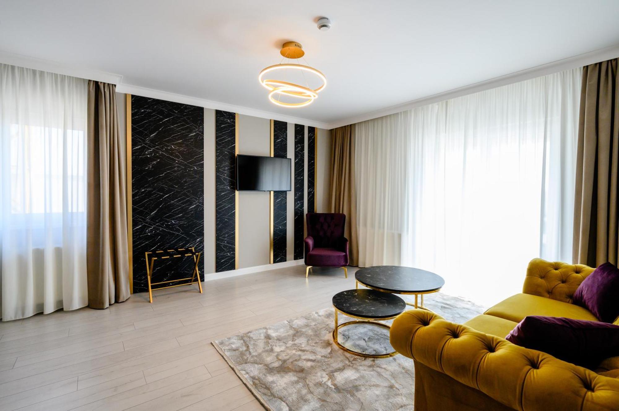 Elitte Inn & Suites Roşu 外观 照片