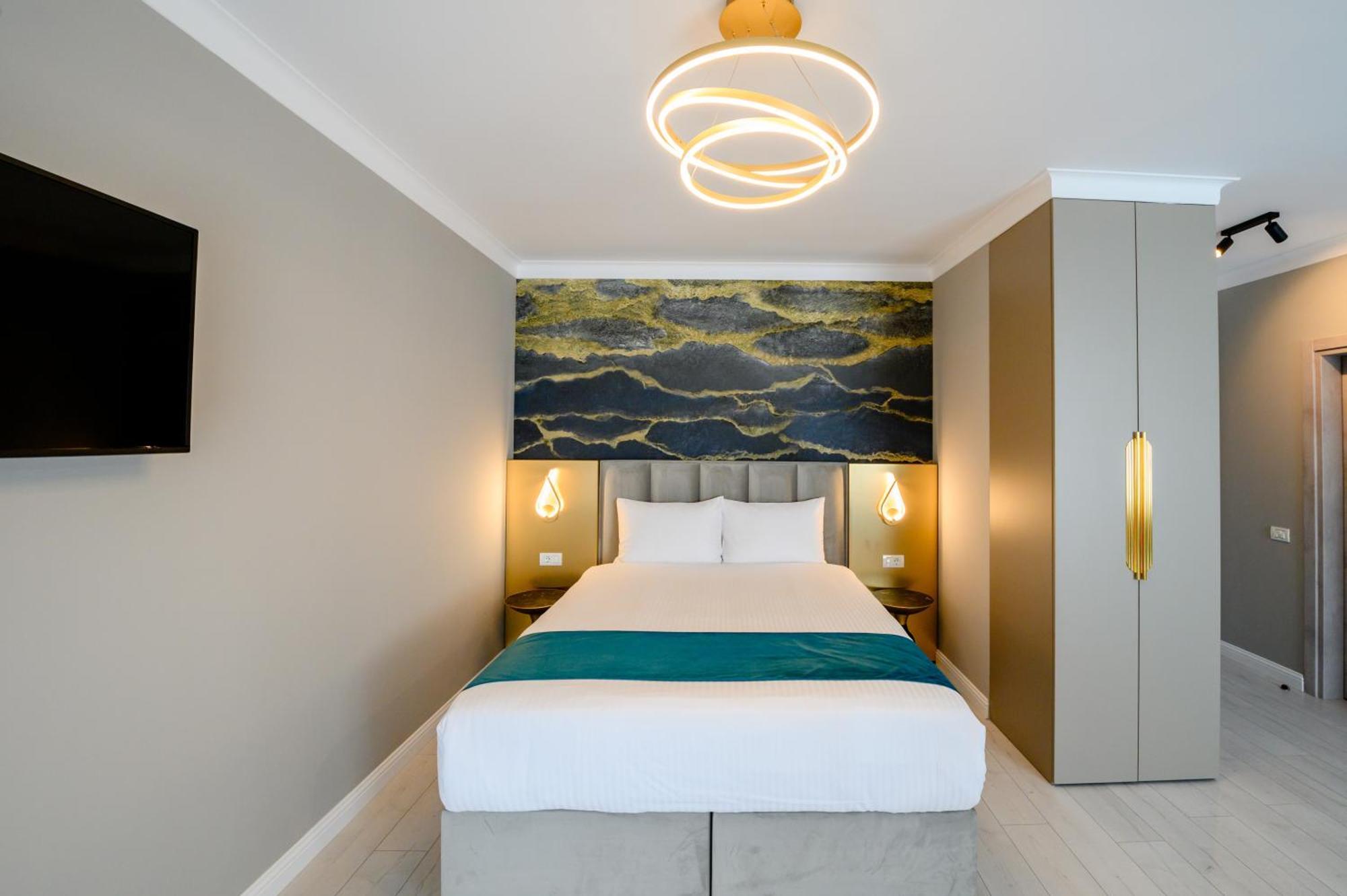 Elitte Inn & Suites Roşu 外观 照片