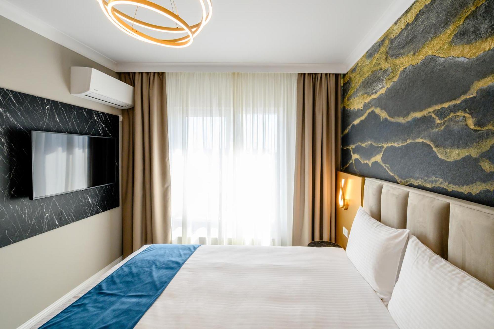Elitte Inn & Suites Roşu 外观 照片